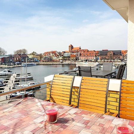 Traumfaengerloge -Hafenresidenz Apartment Waren  Bagian luar foto